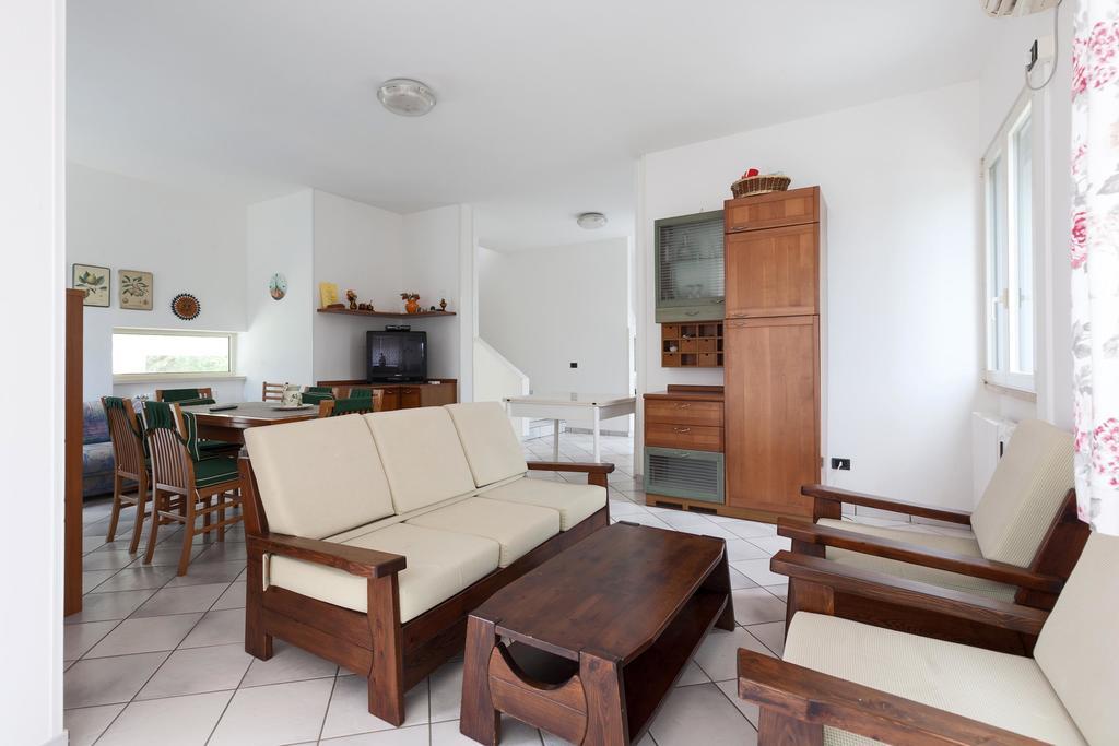 Villa Del Contado Casarano Ruang foto